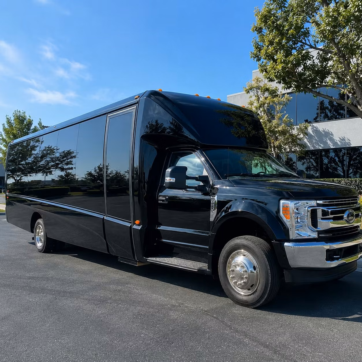 15 passenger minibus