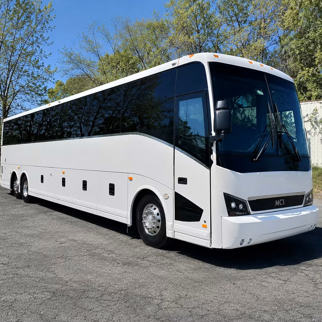 alaska airlines center concert bus rentals in anchorage