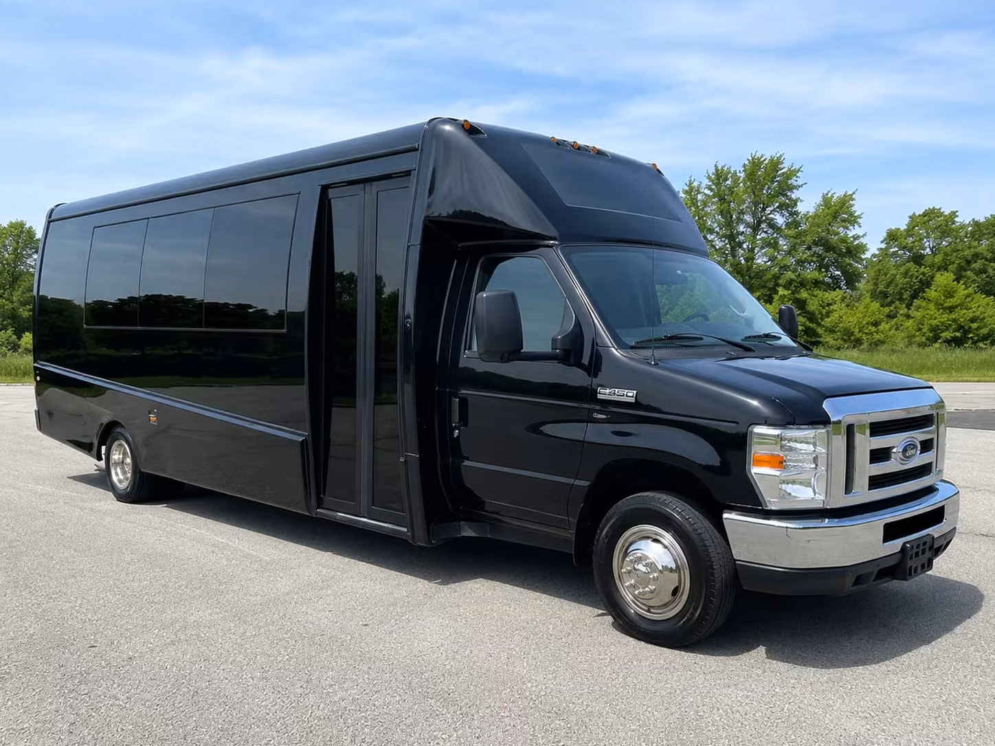 anchorage 15 passenger minibus rental