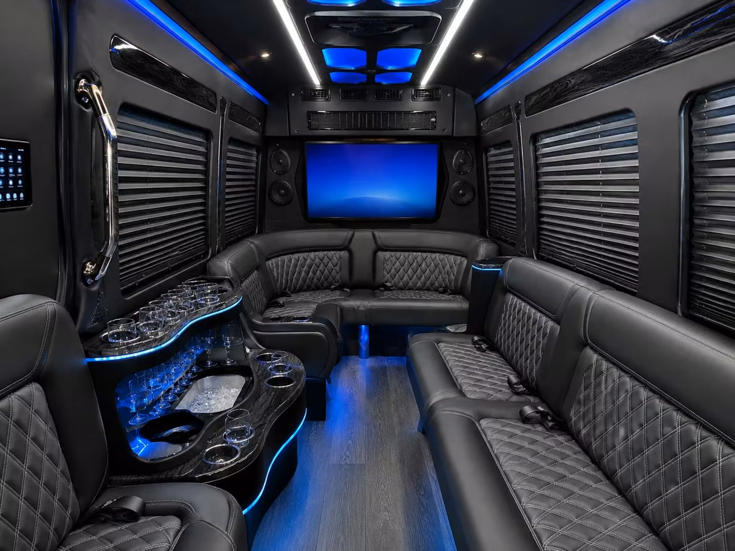 view instant online quotes for prom buses serving anchorage high schools